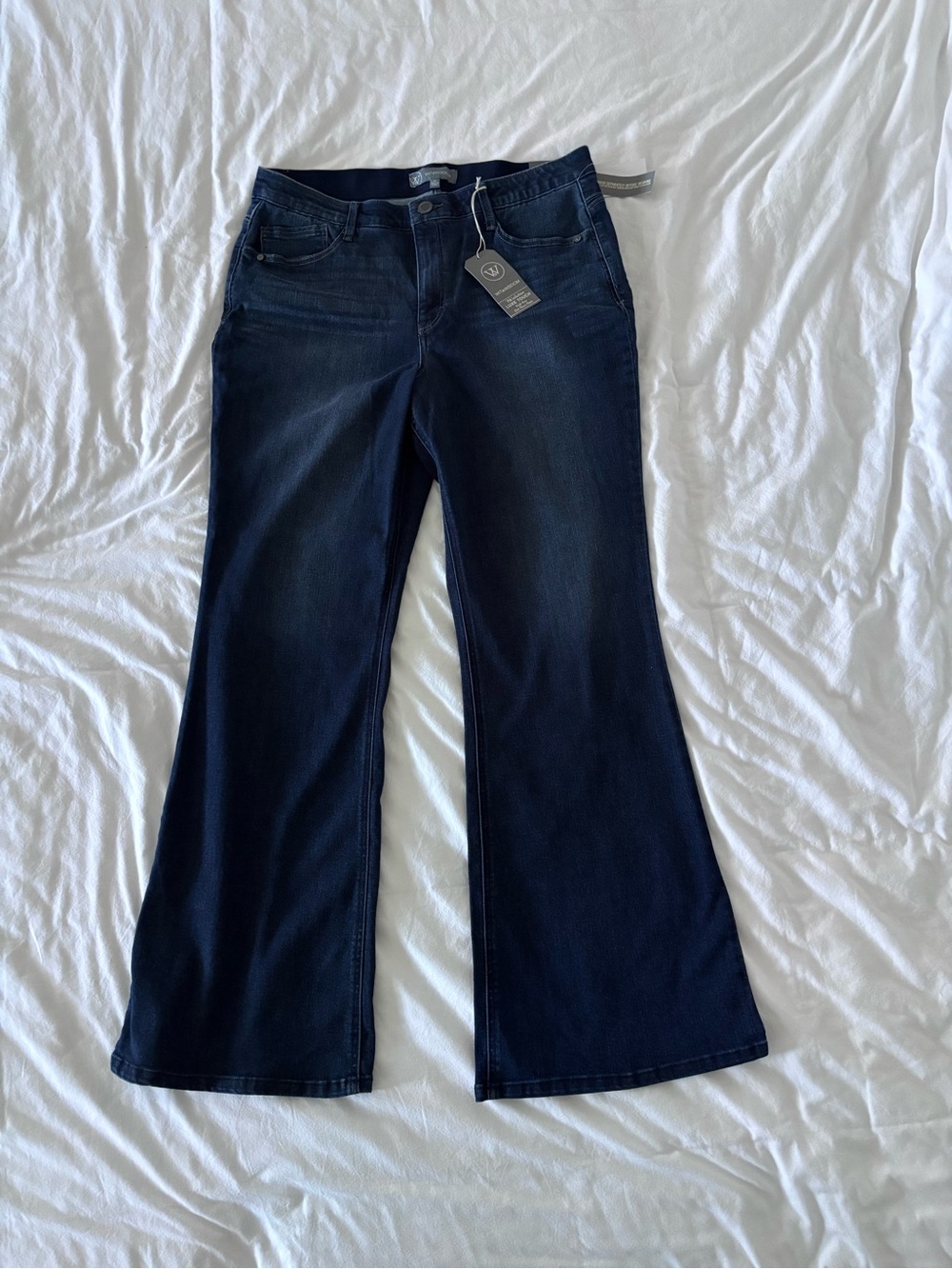 NWT High-Rise Dark Blue Flare Jeans